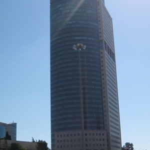 במגדל יוקרתי להשכרה משרדים בתל אביב