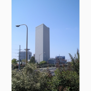 במגדל מפואר בתל אביב